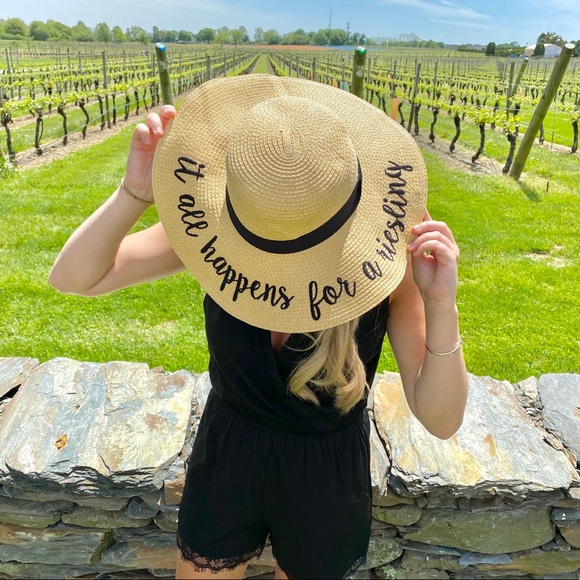 Meet your Posher, Lydia - Picture 1 of 1